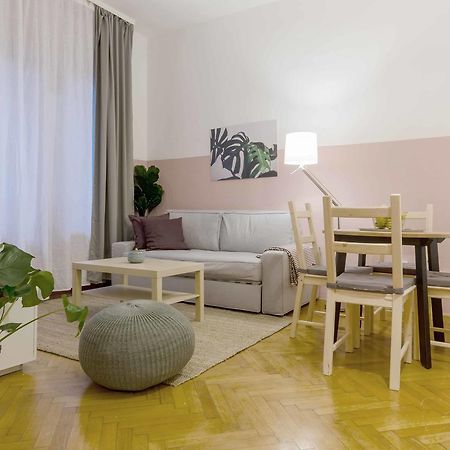 Okra Apartment ブダペスト エクステリア 写真