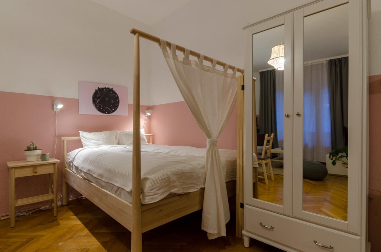 Okra Apartment ブダペスト エクステリア 写真
