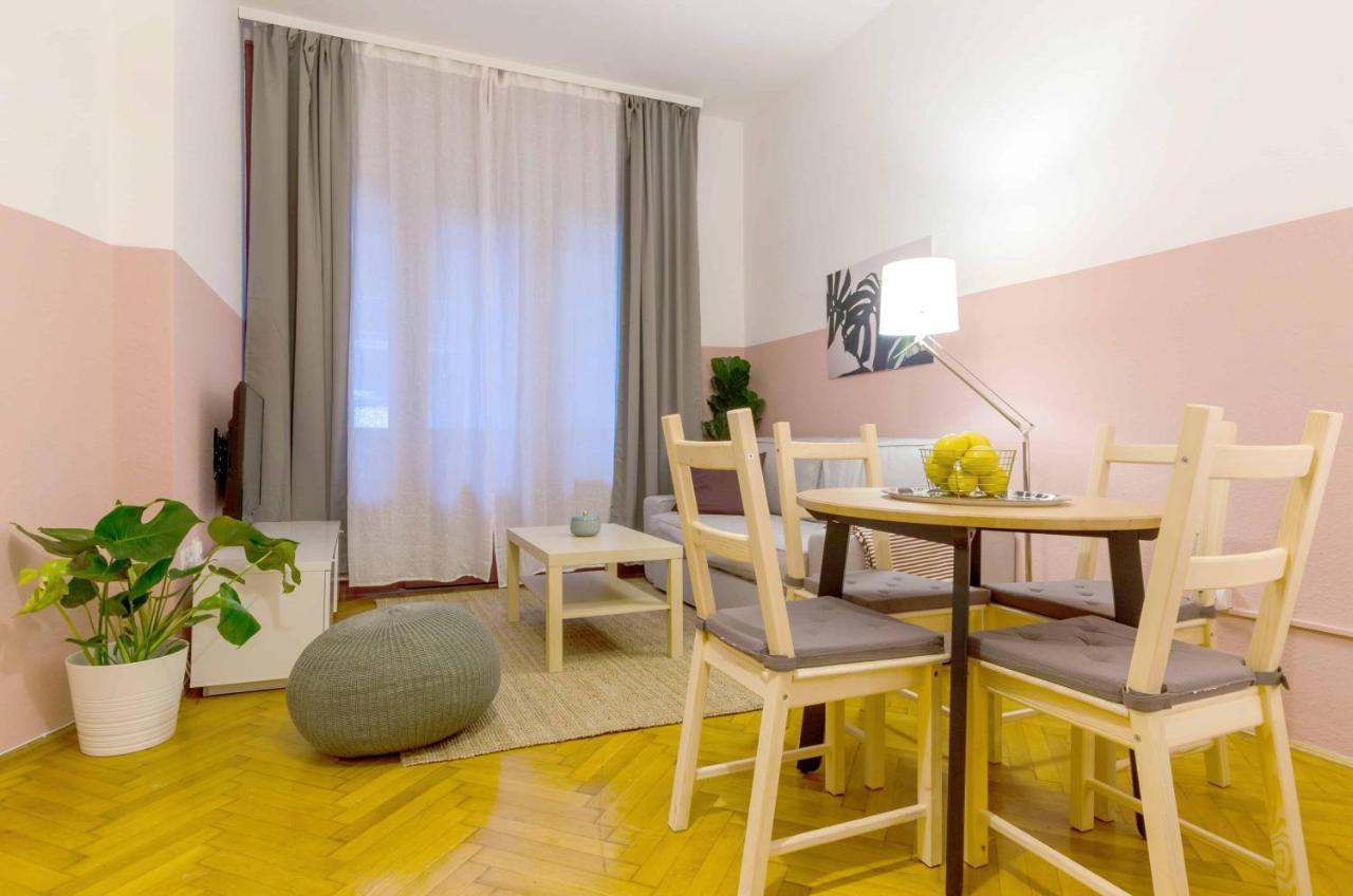 Okra Apartment ブダペスト エクステリア 写真