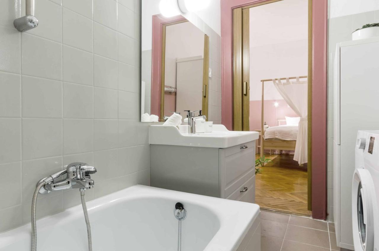 Okra Apartment ブダペスト エクステリア 写真